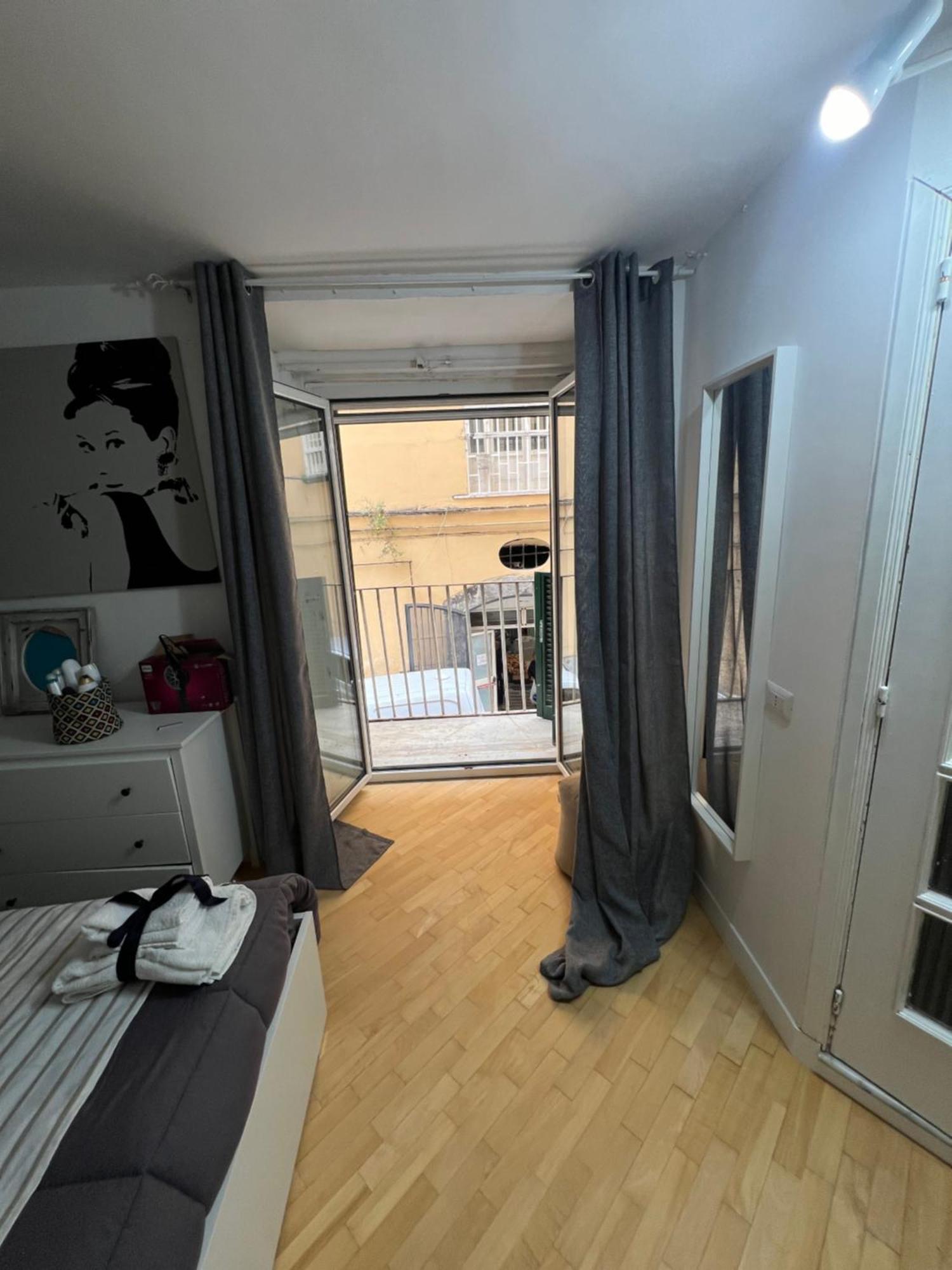 Plebiscito Charme Rooms เนเปิลส์ ภายนอก รูปภาพ