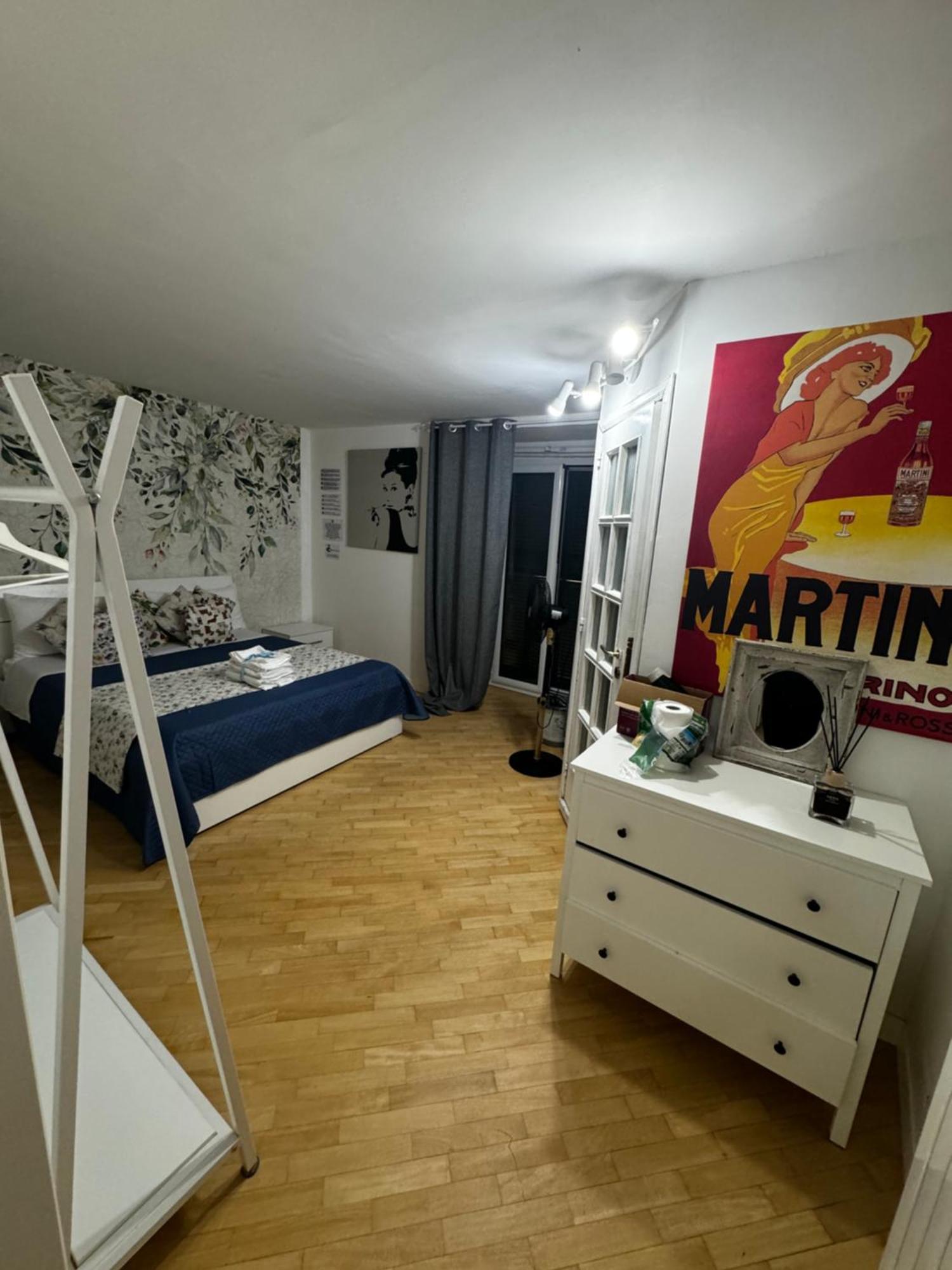 Plebiscito Charme Rooms เนเปิลส์ ภายนอก รูปภาพ